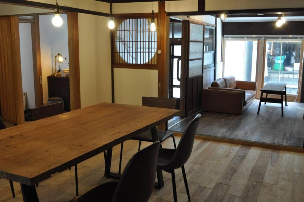 呼子の港路地の古民家一棟貸切宿梵soyogi Karatsu Exterior foto